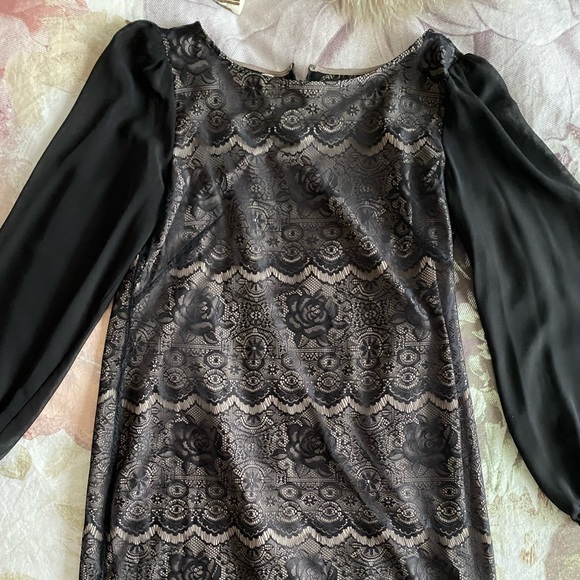 Evan Picone Soft Lace Dress - Picture 1 of 4